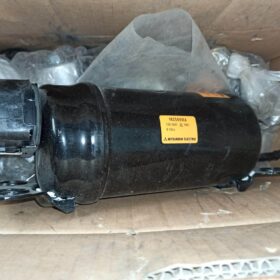 Compressore Frigorifero MITSUBISHI mod. YAZ586VEA 
Matricola: 320310