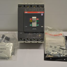 INTERRUTTORE ABB TMAX T4H250