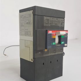 INTERRUTTORE ABB TMAX T1B 160 - 20A