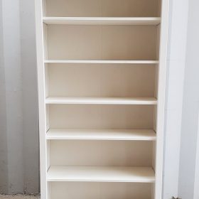 MOBILE BIANCO 5 RIPIANI