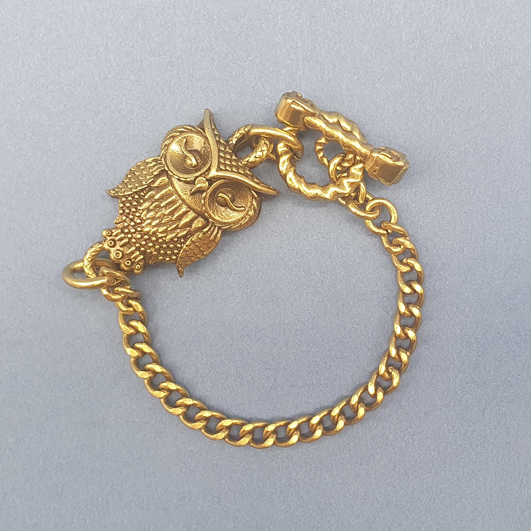 2430 -- 000 (2991) BRACCIALE PIETRO FERRANTE "GUFO" COLORE ORO - immagine 1