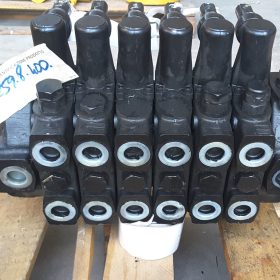 DISTRIBUTORE RETROESCAVATORE  VF-4.65B - VENIERI 259.8.400