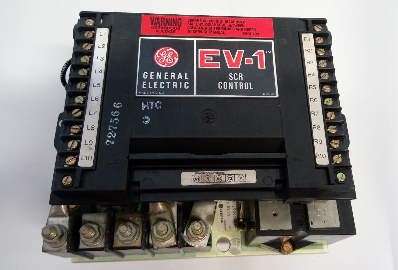 2820 -- 000 (3392) CENTRALINA DI CONTROLLO - 374924 CATERPILLAR / GENERAL ELECTRIC - immagine 1