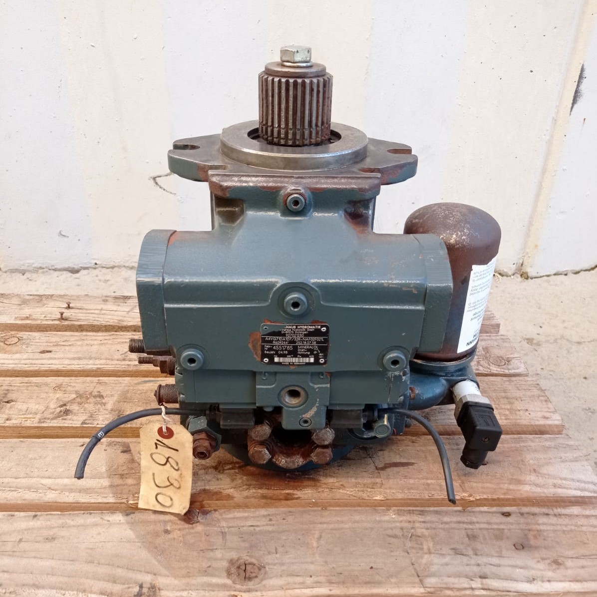 1890 -- 000 (2427) POMPA BRUENINGHAUS HYDROMATIK A PISTONI ASSIALI A CILINDRATA VARIABILE mod. A4VG71DA1D7/32R-NAF02F021L - immagine 1