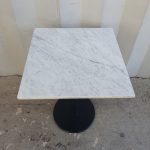 TAVOLO CON PIANO IN MARMO cm 60x60x76h - immagine 4