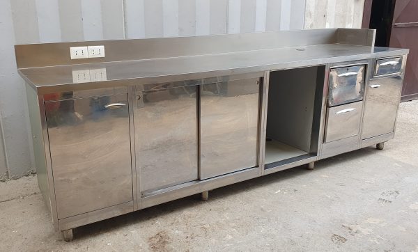 BANCO LAVORO CON SPORTELLI E POSTAZIONE PER MACCHINA DEL CAFFE' cm 310x80x110h
