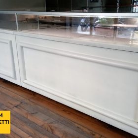 BANCO PER GASTRONOMIA CON PIANO CALDO (2 MT + 2 MT) + BASE CON 4 SPORTELLI E 6 CASSETI REFRIGERATI CON MOTORE REMOTO