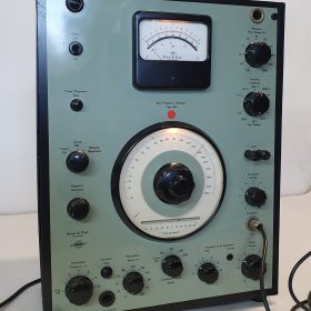 BEAT FREQUENCY OSCILLATOR BRUEL & KJAER TYPE 1014