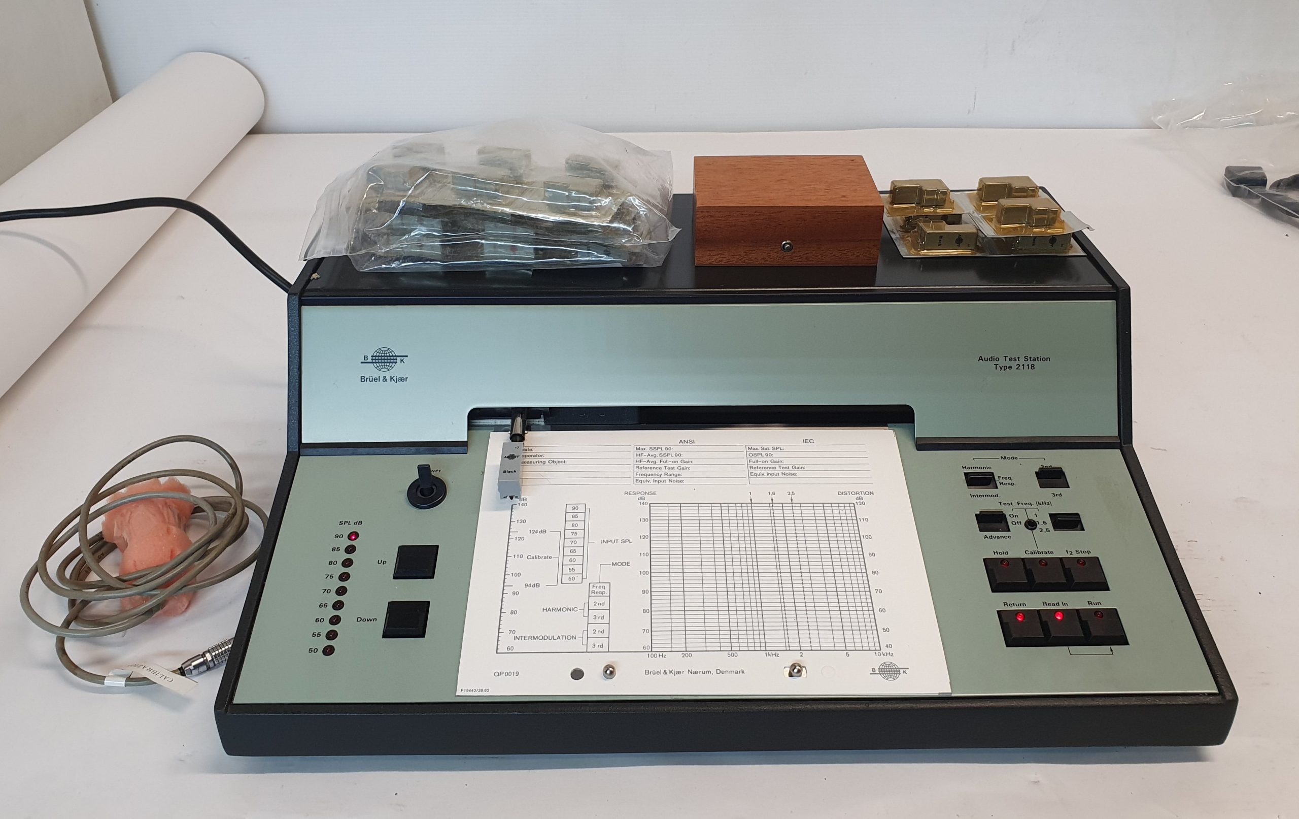 3169 -- 000 (3759) AUDIO TEST STATION BRUEL & KJAER TYPE 2118 - immagine 1