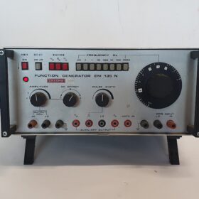 GENERATORE DI FUNZIONI UNAOHM mod. EM135N